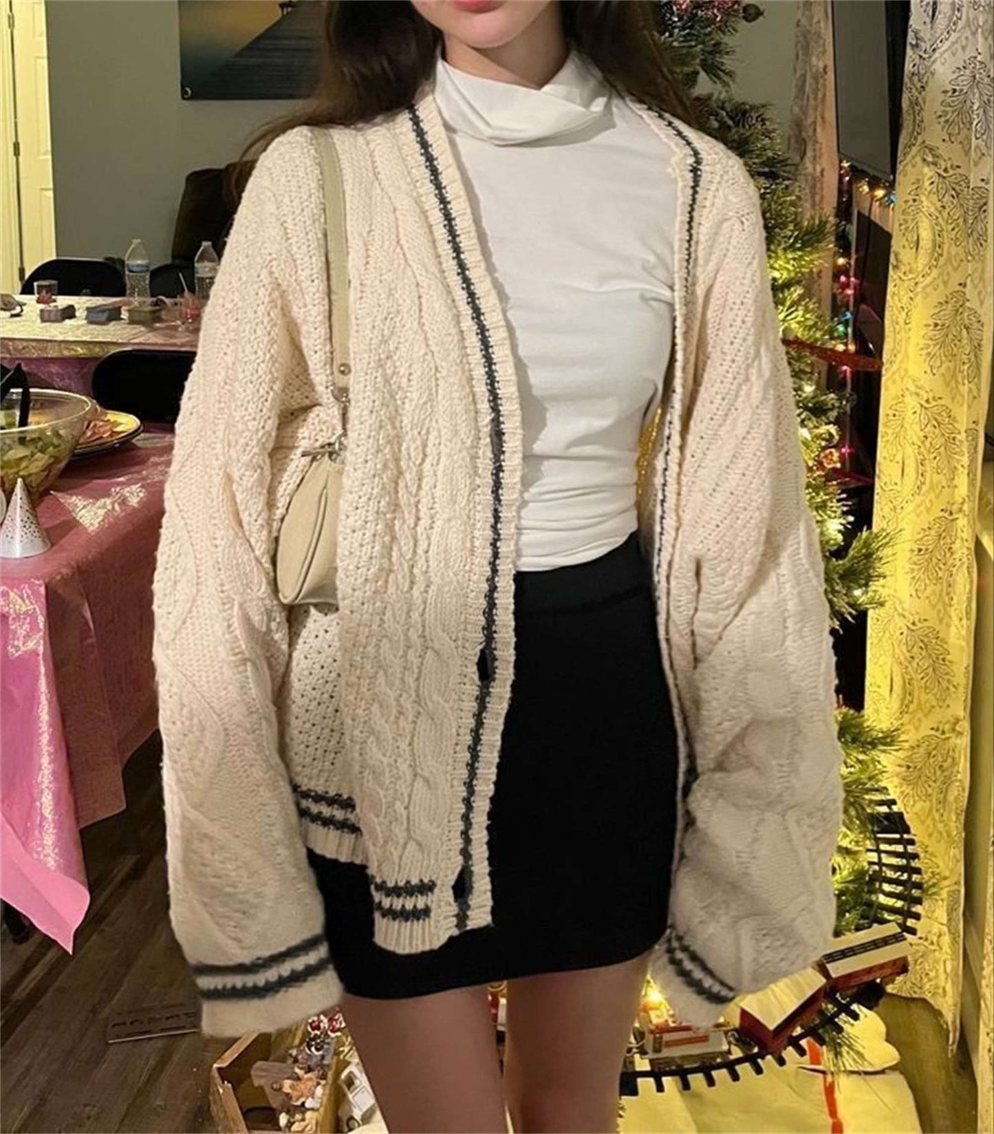 Elegante Damen-Strickjacke mit Fledermausärmeln zum Pendeln