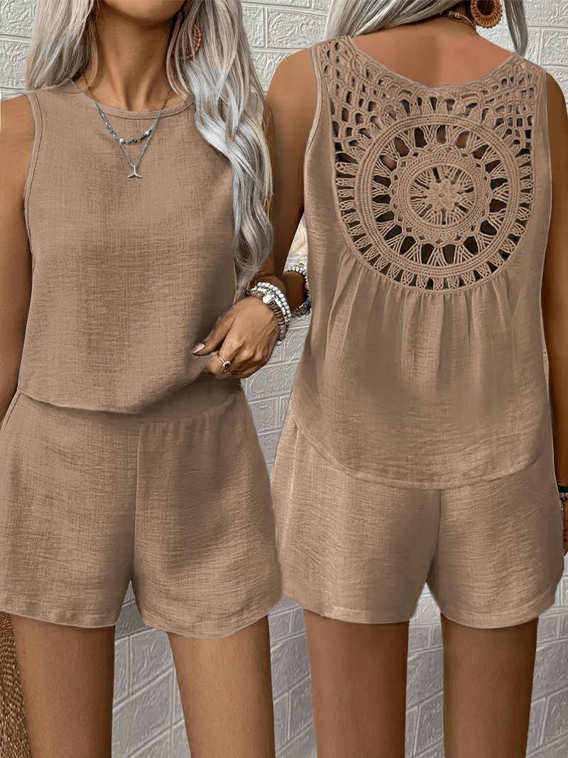 Ärmelloser Jumpsuit mit detailreicher Rückenpartie