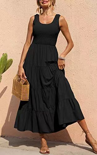 Elegantes Kleid mit Rundhalsausschnitt und hoher Taille
