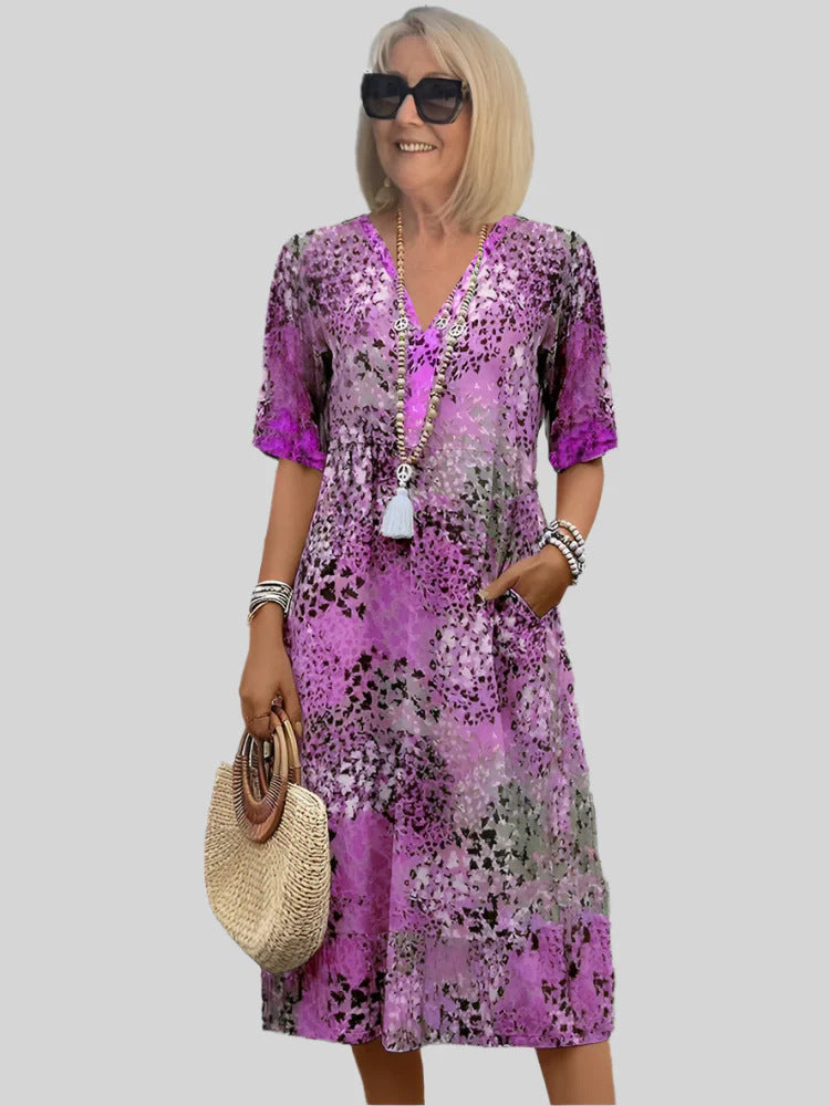 Kleid mit V-Ausschnitt und Retro-Print