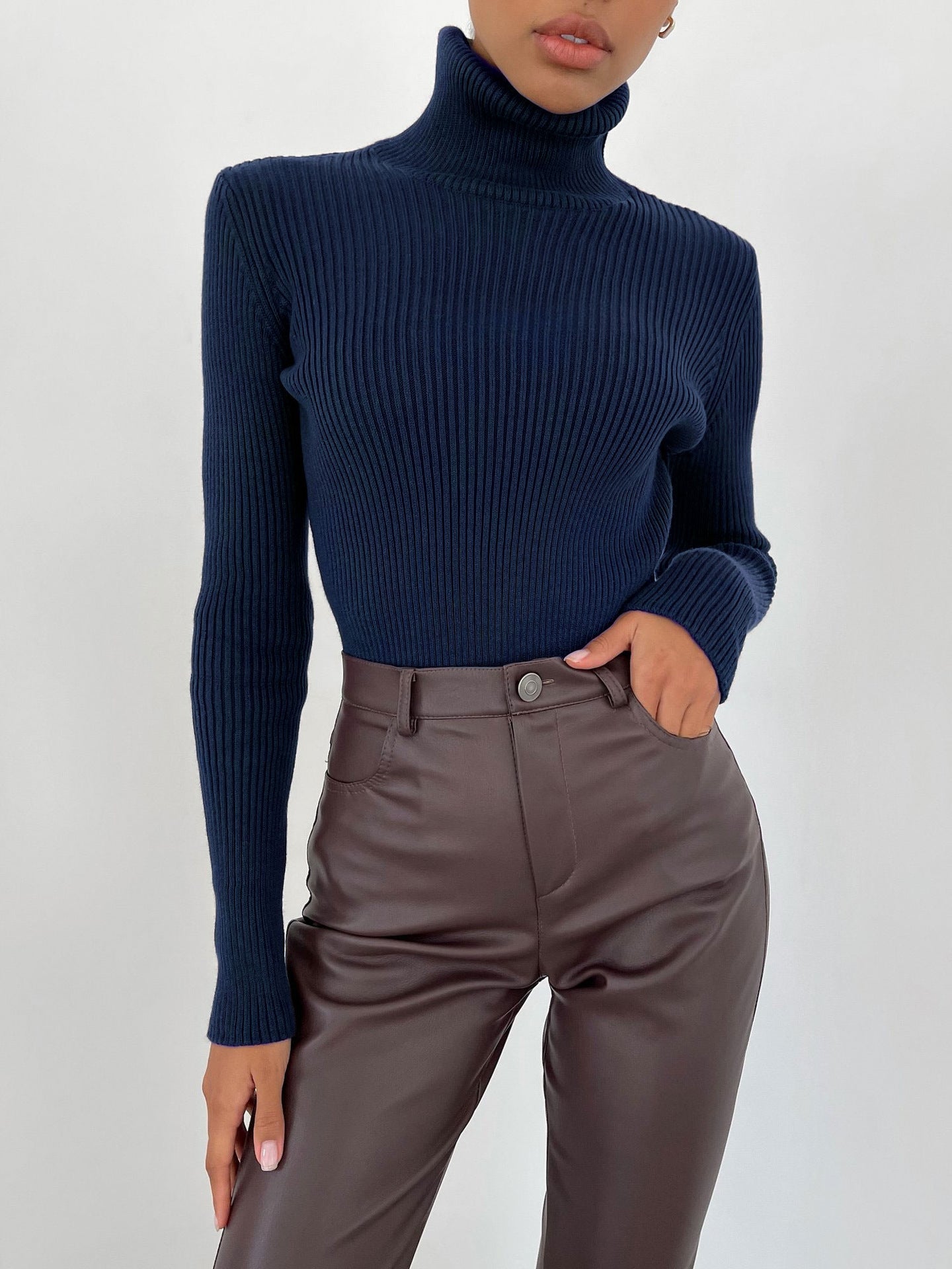Strickpullover mit halbem Rollkragen